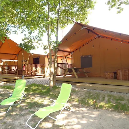 キャンプ場 Am Treidlerweg